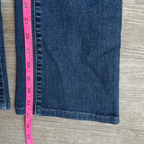 L'AGENCE Ruth High Rise Straight Jeans in Venus 24 - Picture 9 of 14